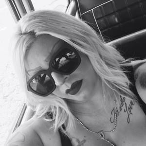 Meet your Posher, Yvette